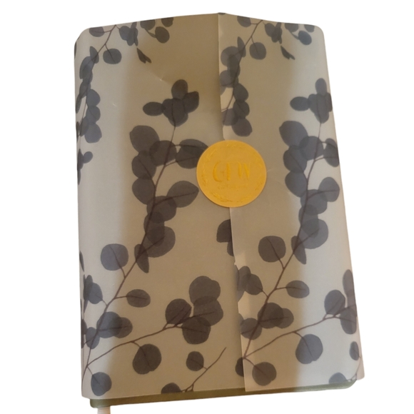 Christian Planner and Devotional 12 Month Calendar - Picture 4 of 6